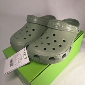 Crocs Kids' Classic Clog in Sage Green BRAND NEW IN BOX